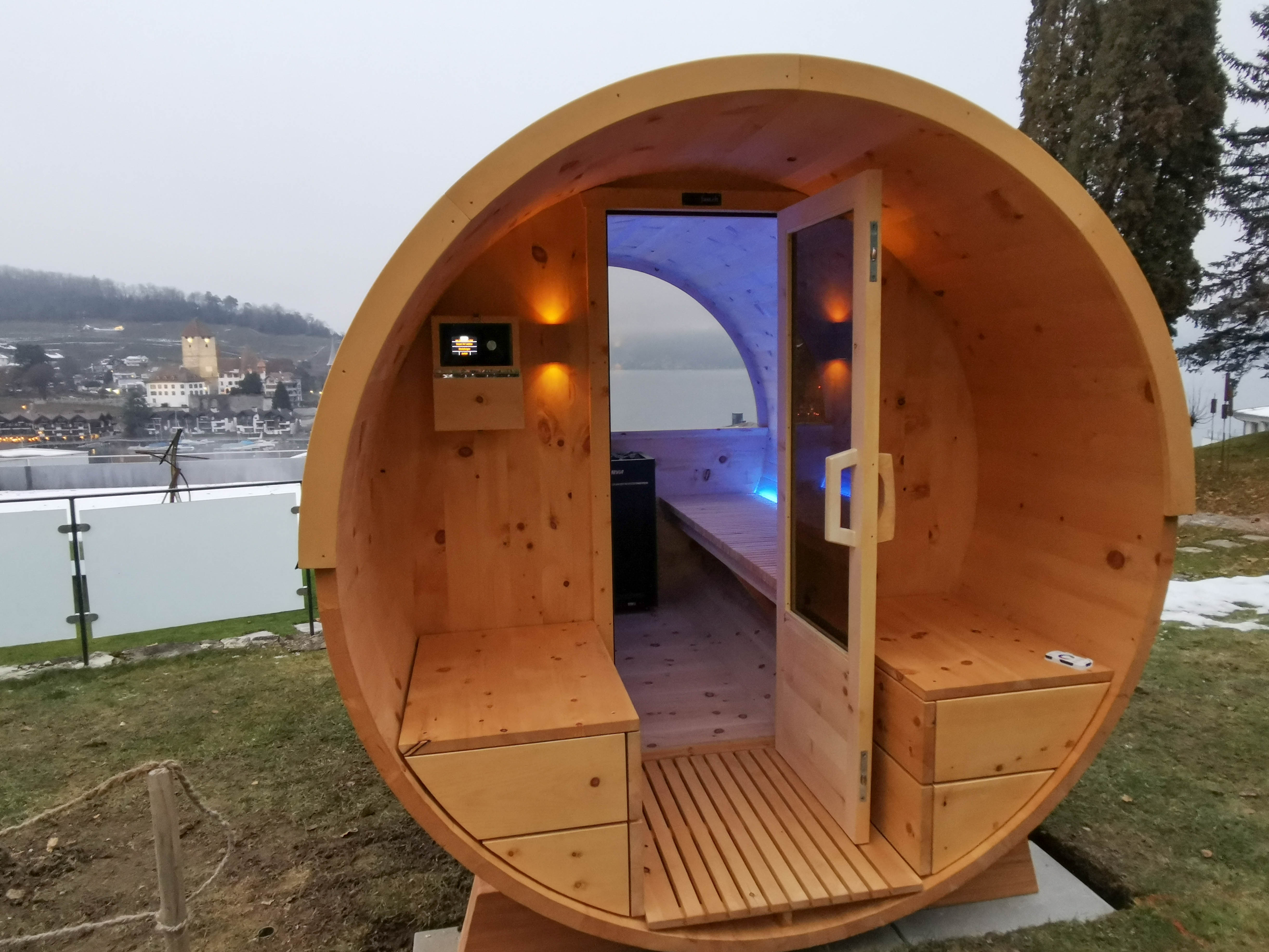 Sauna aus Schweizer Arvenholz