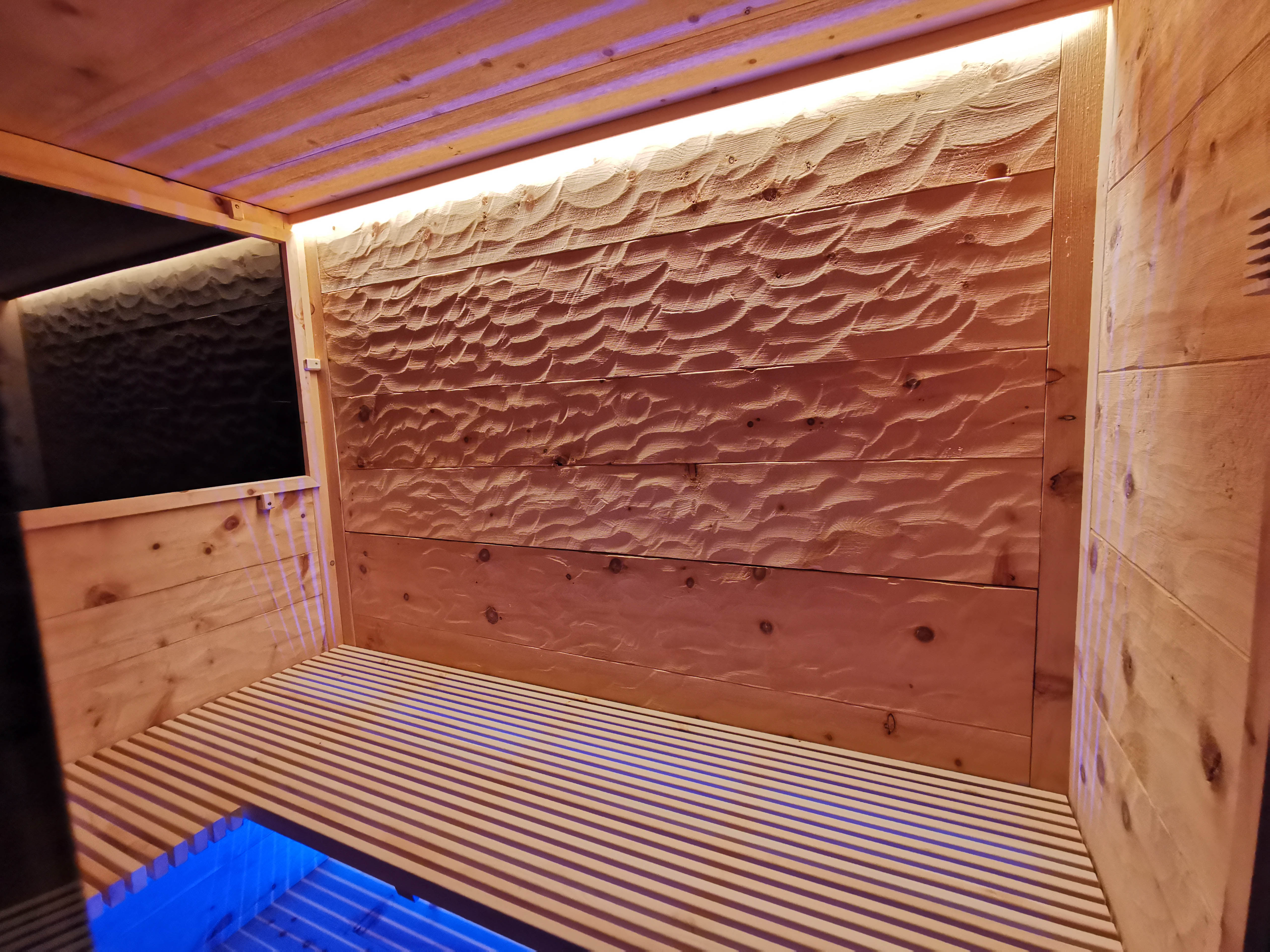 Sauna aus Arve oder Zirbe auf Mass